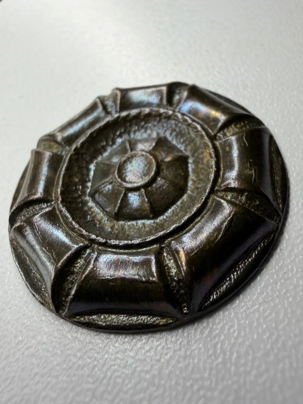 Vintage Round Medallion Brass Metal Ormolu Ornamental Hardware 1